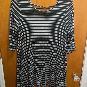 Rue21 Black and White Striped Long Sleeve Top/Short Dress